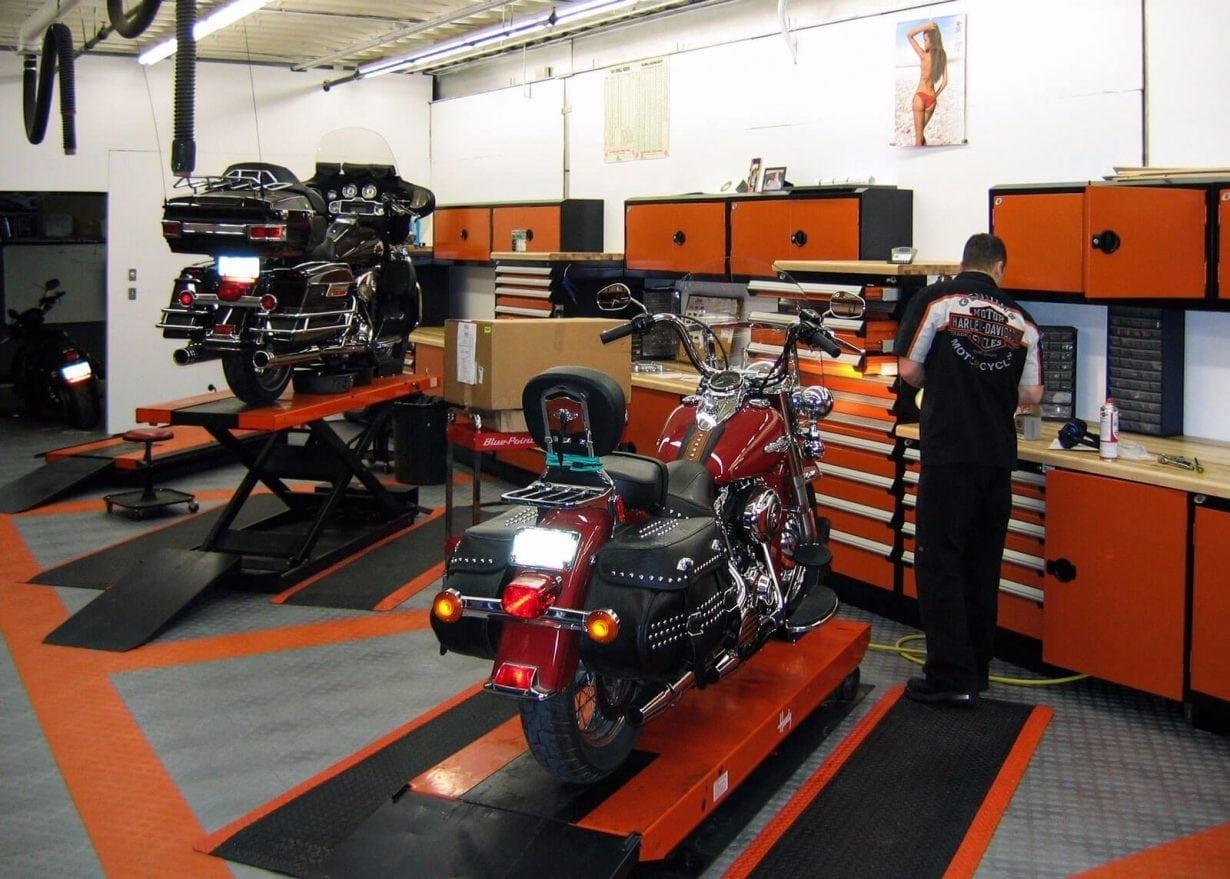 RaceDeck Harley Davidson - Tiles | Perfect Surfaces Shop